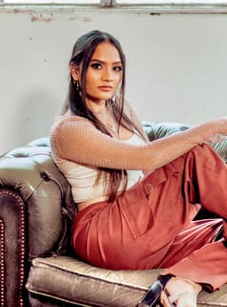 Saloni